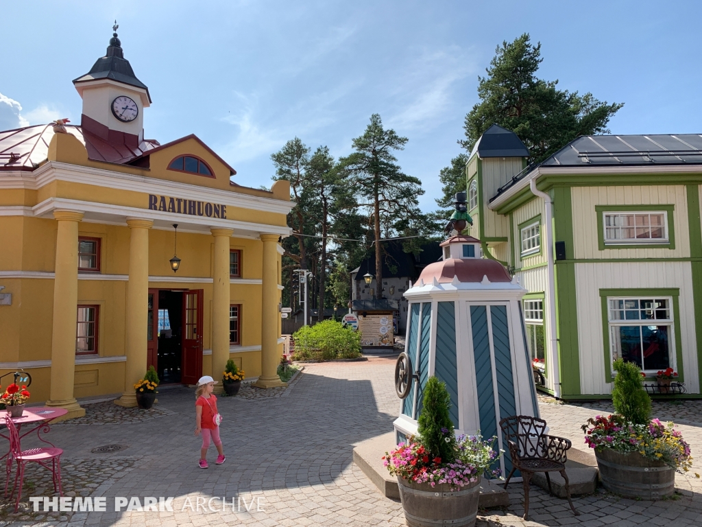 Doghill Fairy Tale Farm at Sarkanniemi