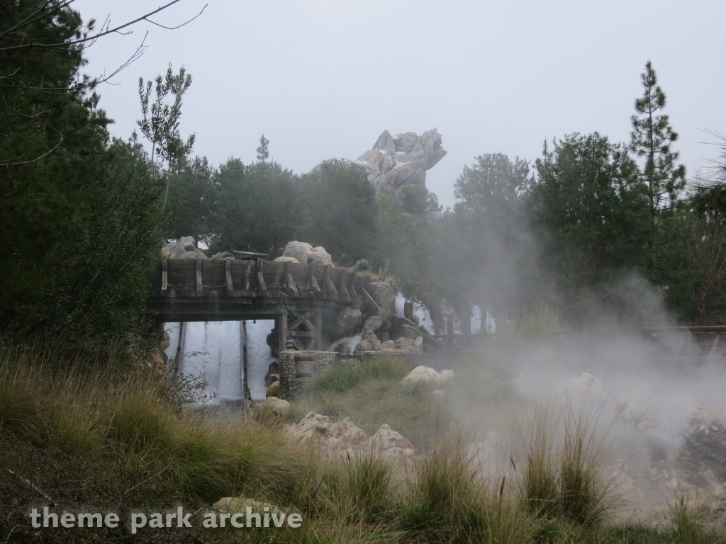 Grizzly River Run at Disney California Adventure