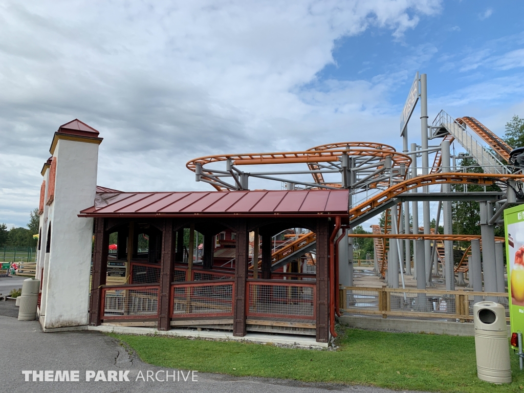 Neo's Twister at PowerPark