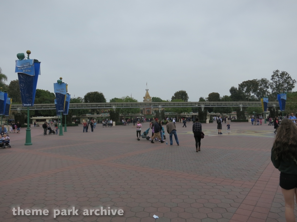 Esplanade at Disney California Adventure