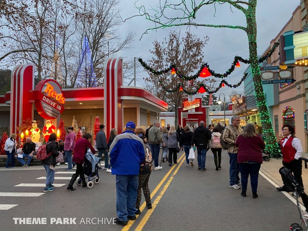 Jukebox Junction at Dollywood