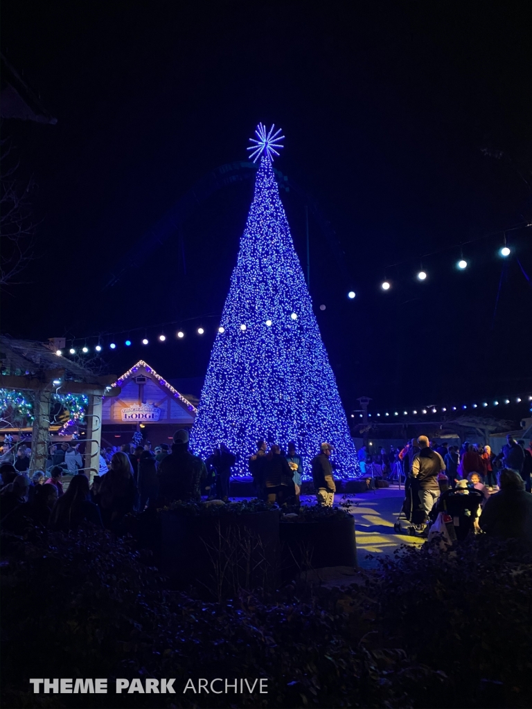 Plaza at Wilderness Pass at Dollywood