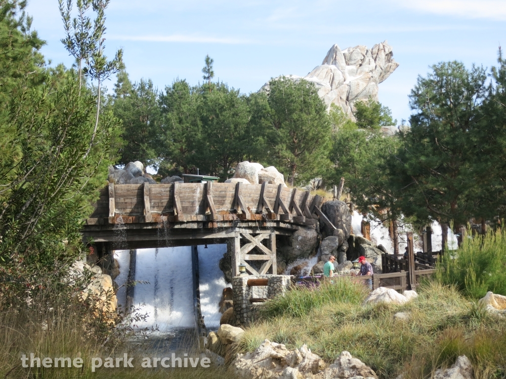 Grizzly River Run at Disney California Adventure