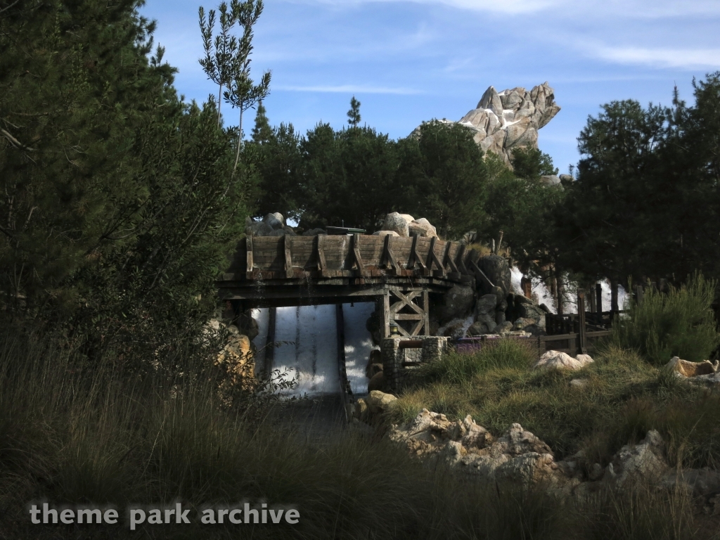 Grizzly River Run at Disney California Adventure