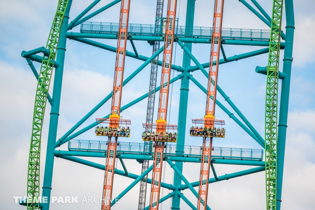 Zumanjaro Drop of Doom at Six Flags Great Adventure