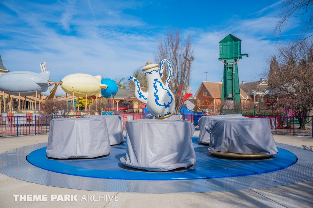 Mad Hatter at Kentucky Kingdom