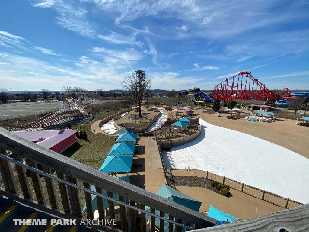 Hurricane Bay Beach Club at Kentucky Kingdom