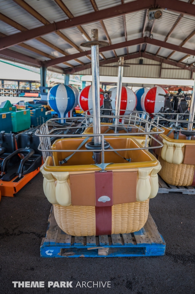 Picnic in the Park Pavilions at Kentucky Kingdom