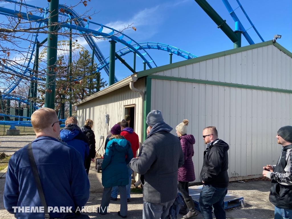 Sign Shop at Kentucky Kingdom