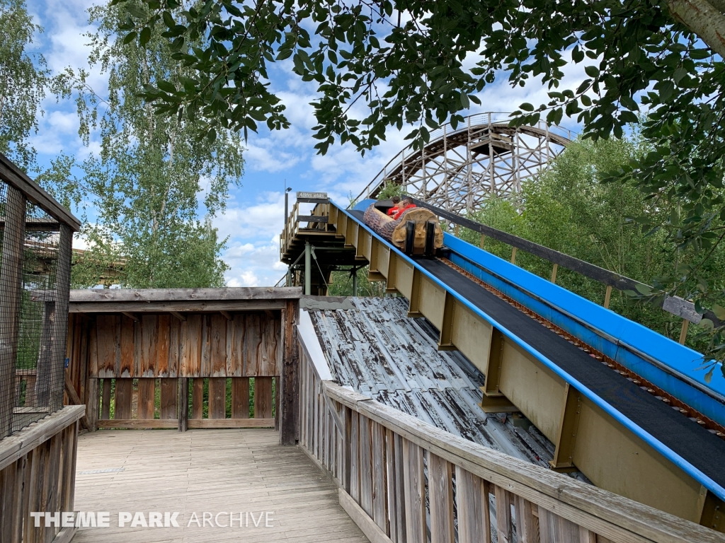 Wildwasserbahn Mit Geisterbahn at Freizeitpark Plohn