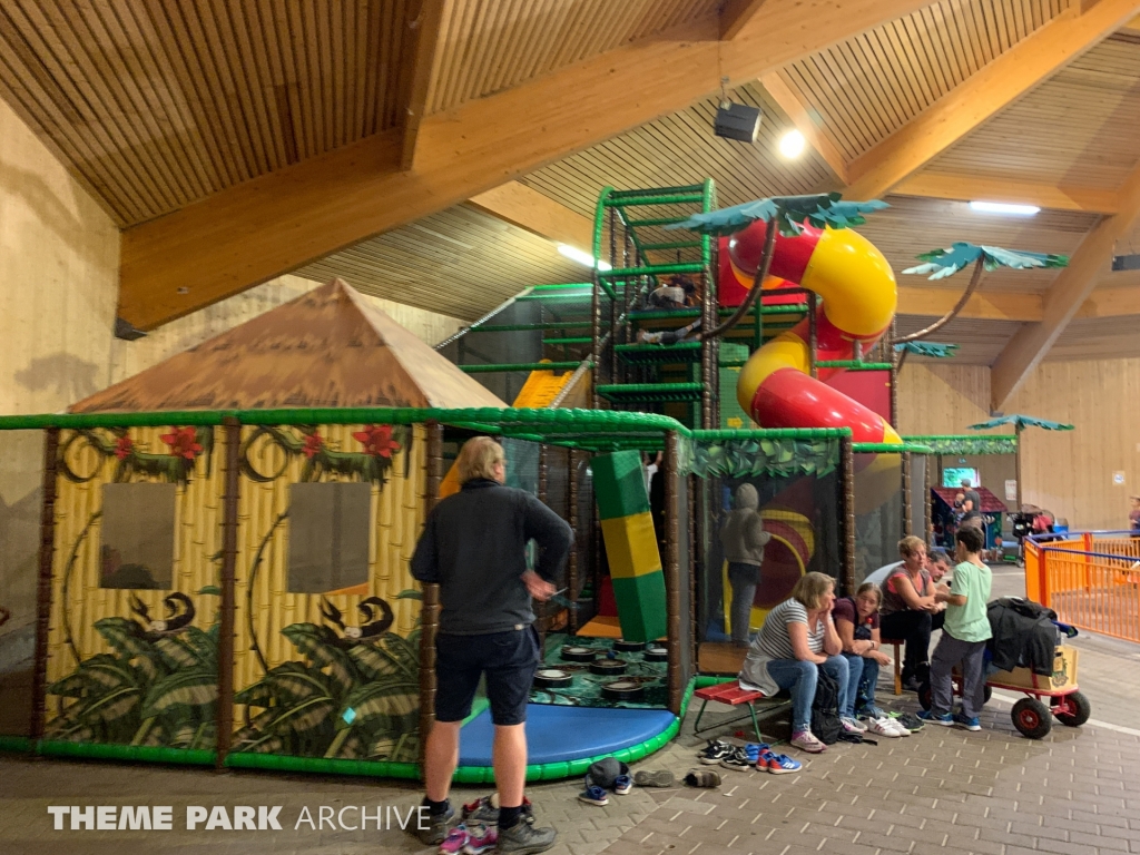 Kinder Kletterpark at Schwaben Park