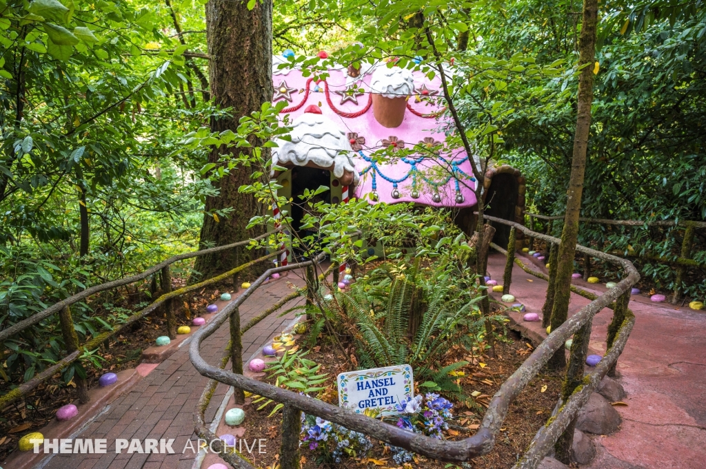 Storybook Lane at Enchanted Forest