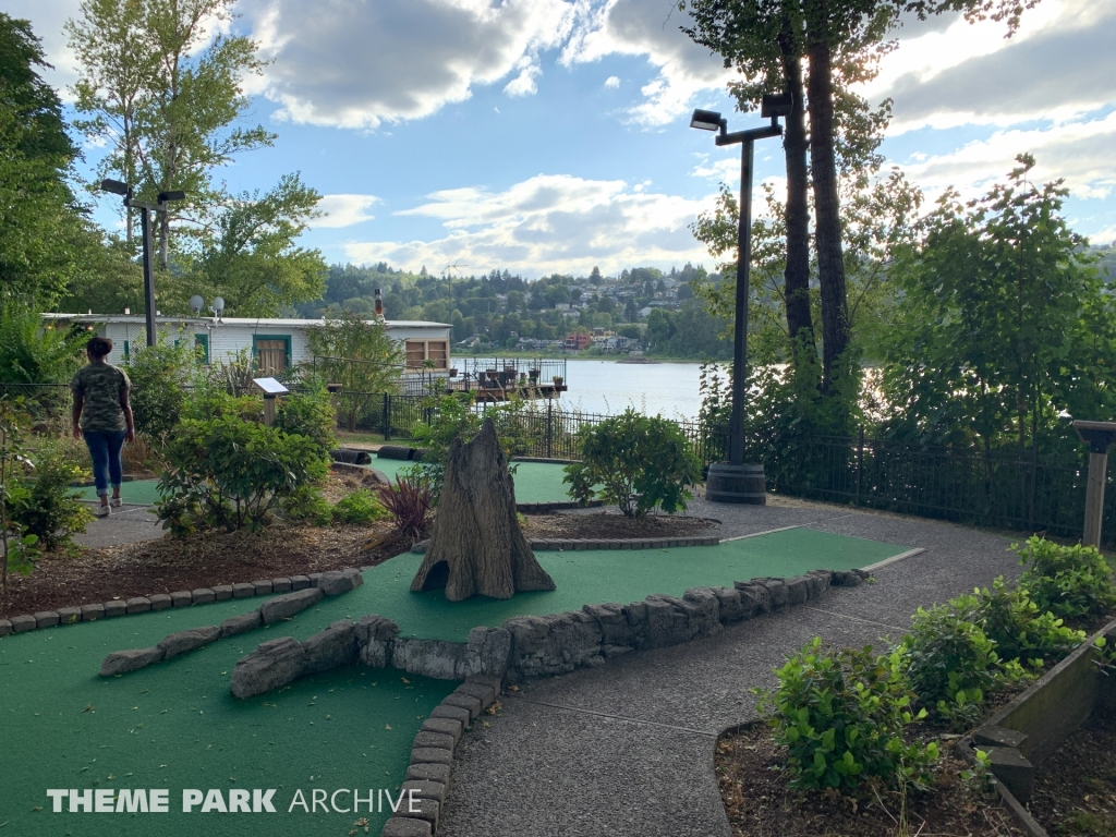 Chipper's Woods Miniature Golf at Oaks Park