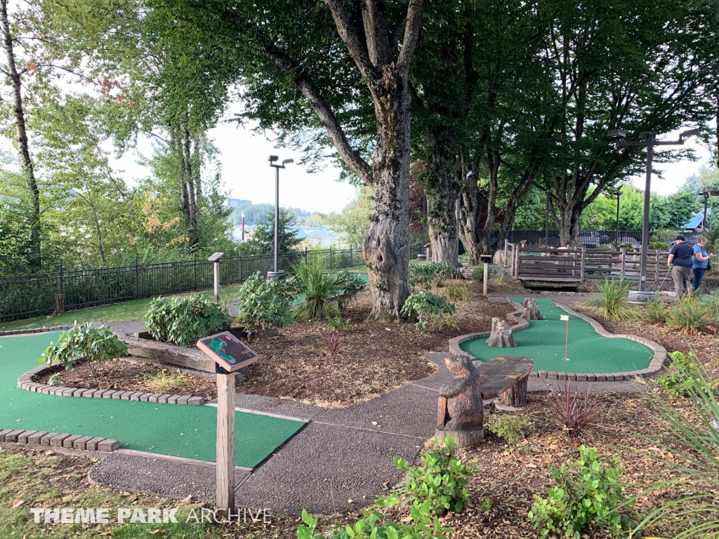 Chipper's Woods Miniature Golf at Oaks Park