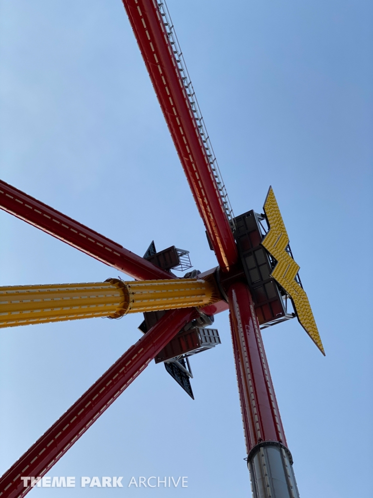 Wonder Woman Lasso of Truth at Six Flags Discovery Kingdom