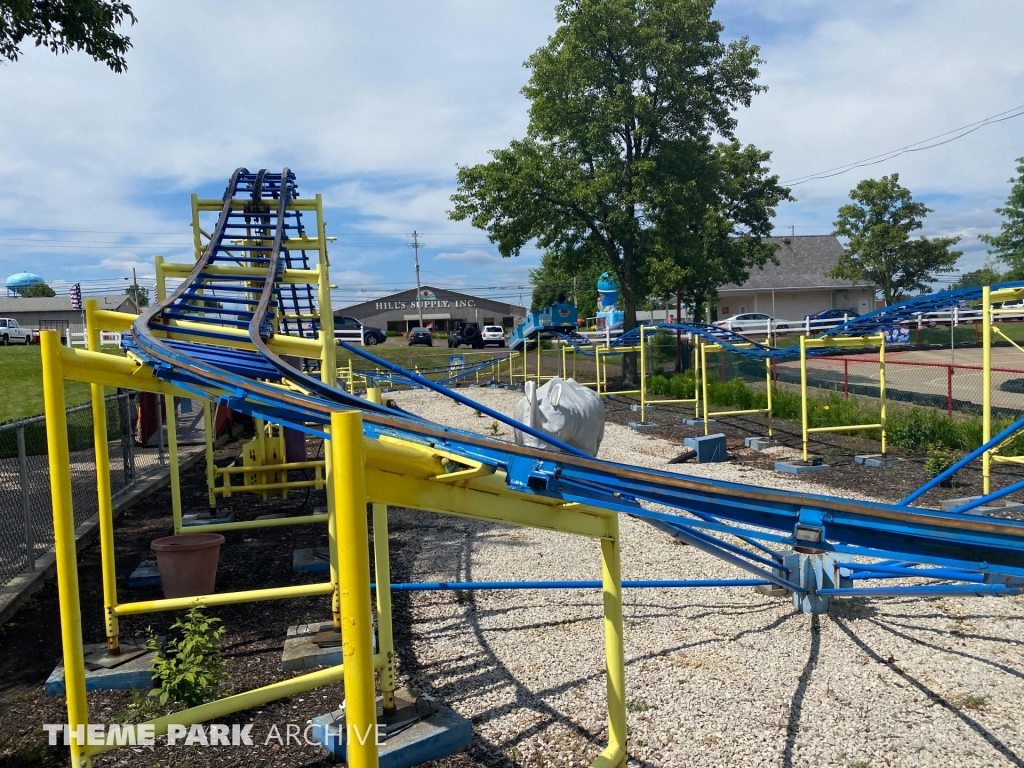 Lil Dipper Roller Coaster at Sluggers & Putters Amusement Park