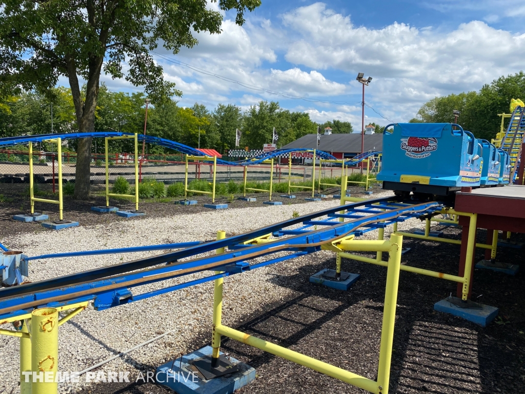 Lil Dipper Roller Coaster at Sluggers & Putters Amusement Park