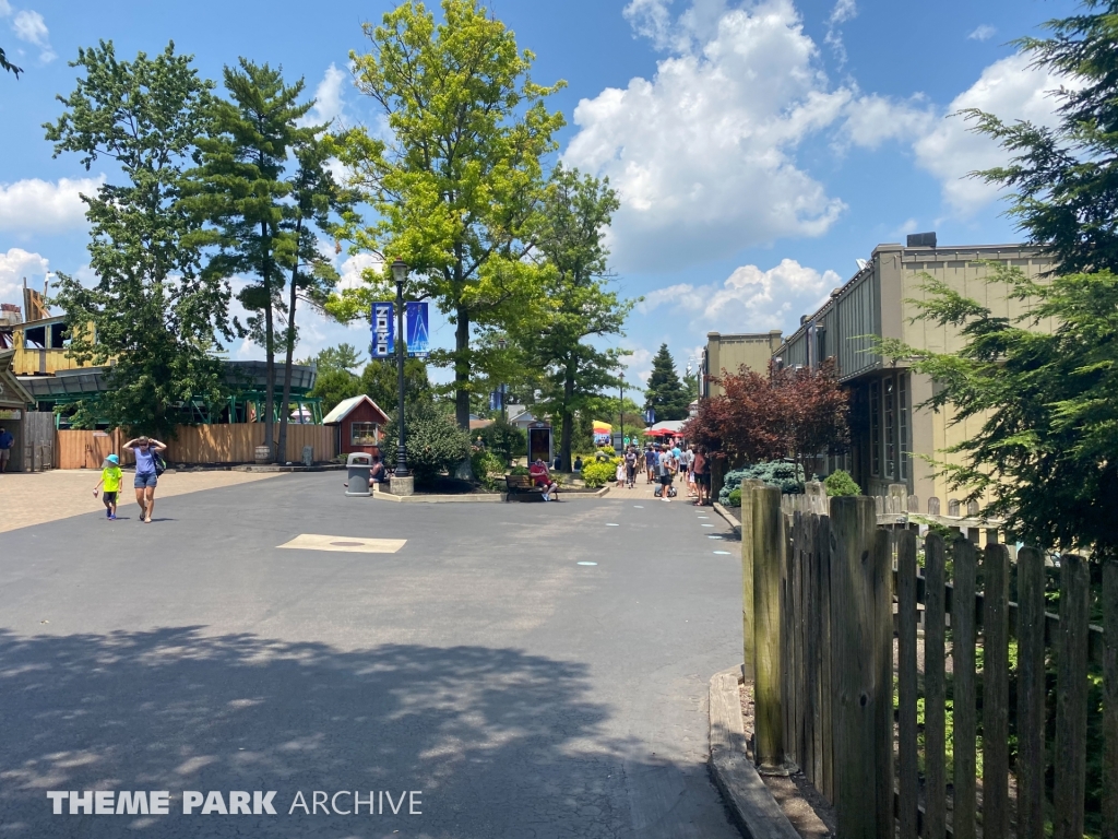 Rivertown at Kings Island