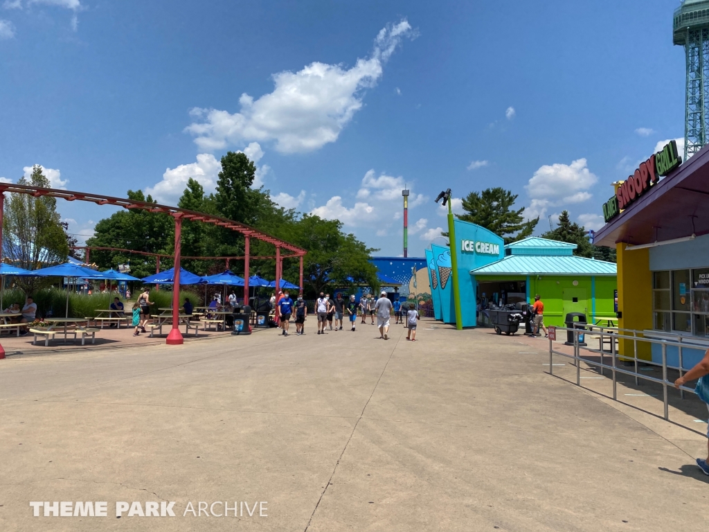 Planet Snoopy at Kings Island