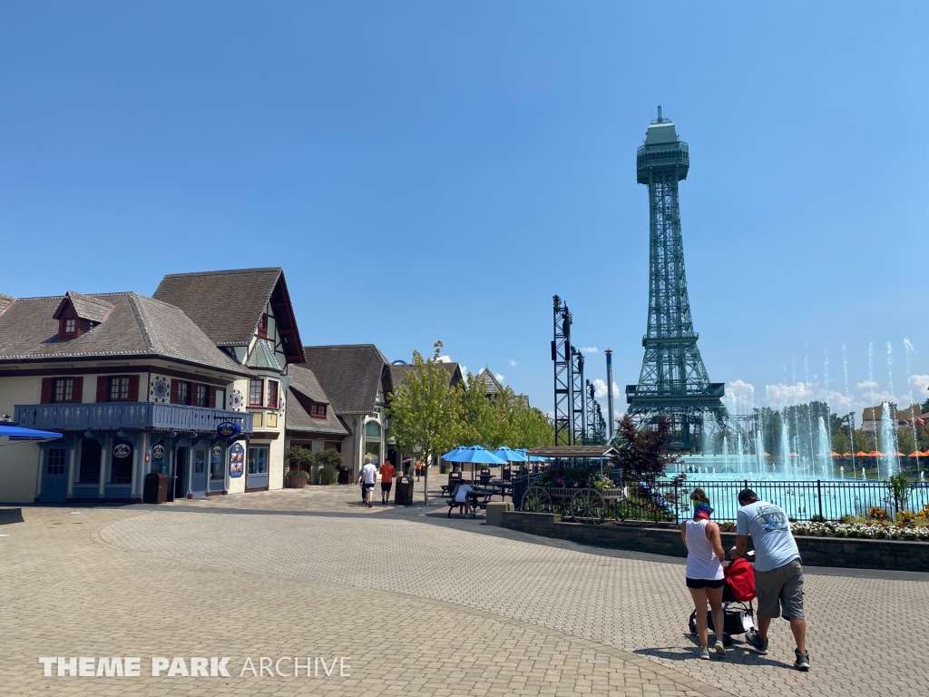 International Street at Kings Island