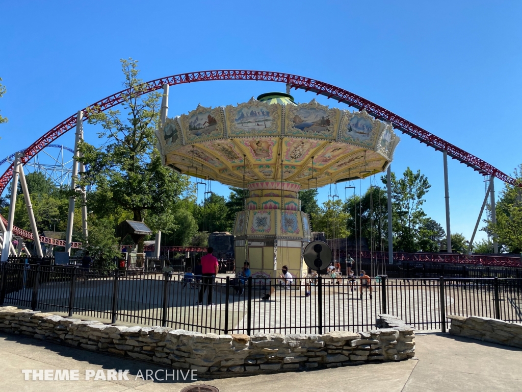 Wave Swinger at Cedar Point