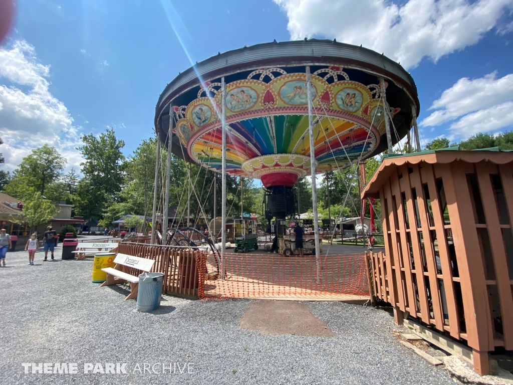 Italian Trapeze at Knoebels Amusement Resort