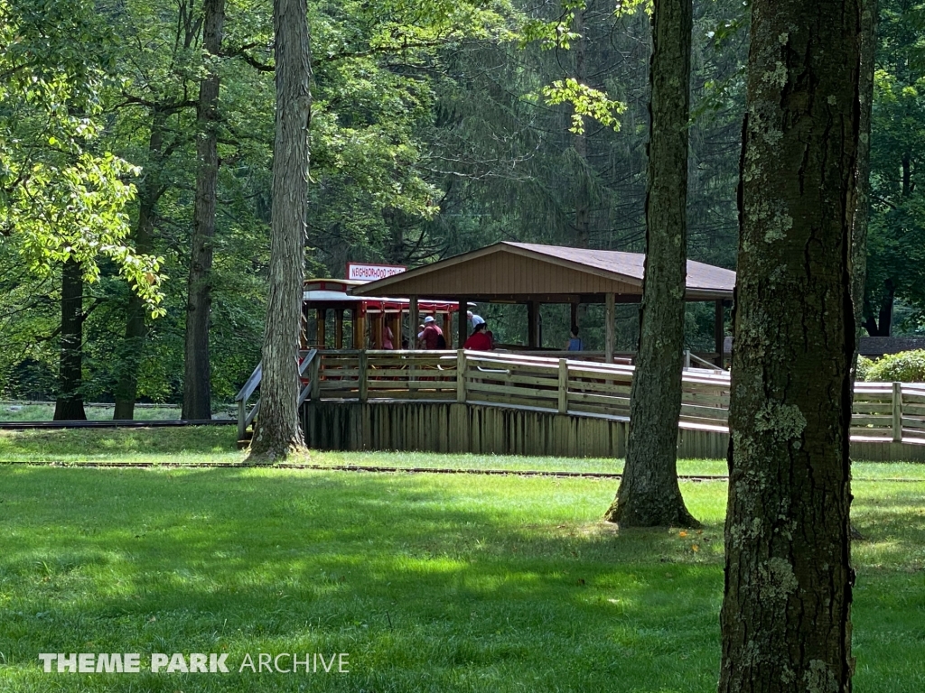 Daniel Tiger's Neighborhood at Idlewild and SoakZone