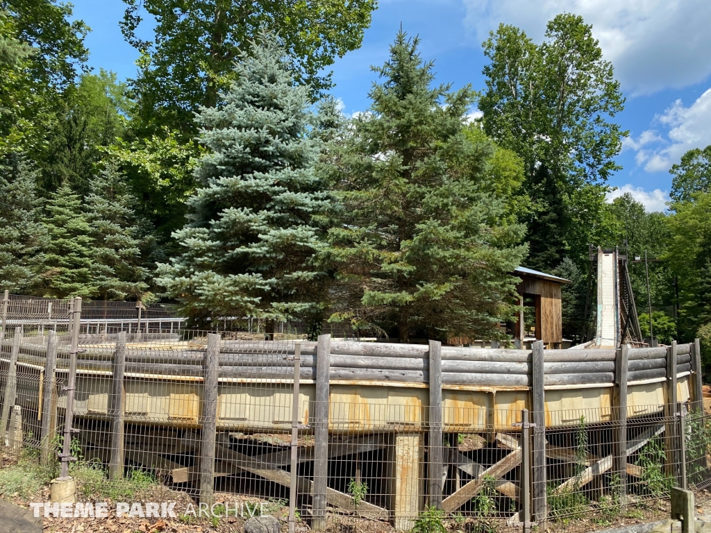 Paul Bunyan's Loggin' Toboggan at Idlewild and SoakZone