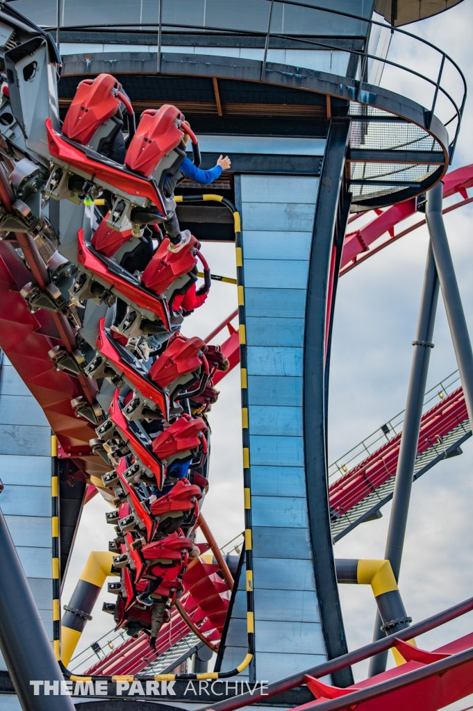 X Flight at Six Flags Great America