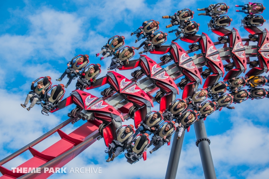 X Flight at Six Flags Great America