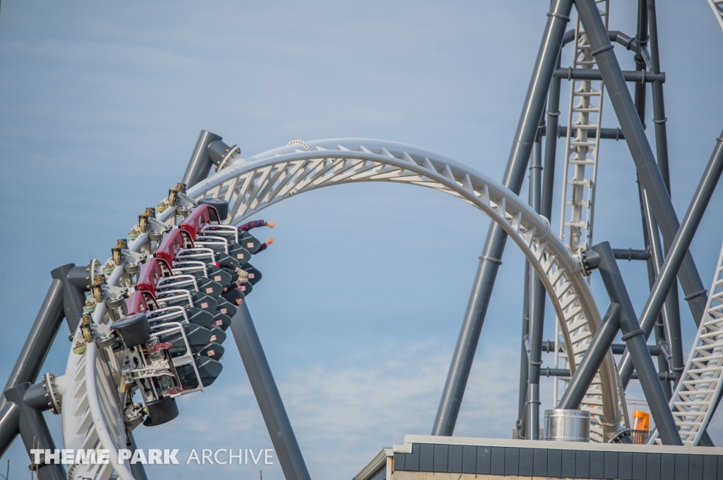 Maxx Force at Six Flags Great America