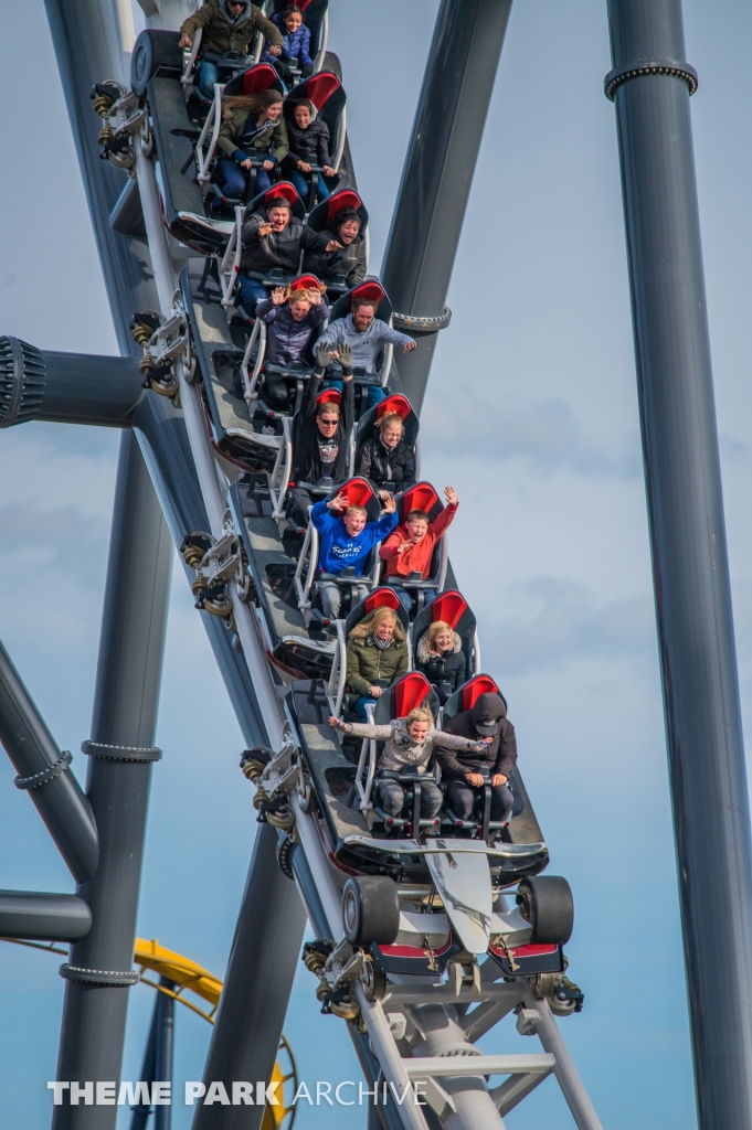 Maxx Force at Six Flags Great America