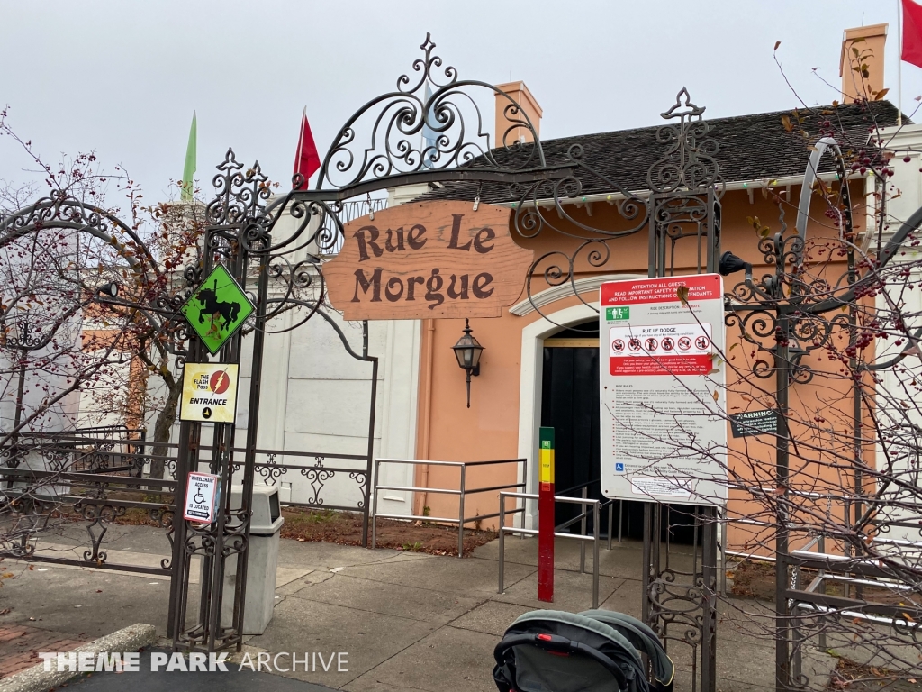 Rue Le Dodge at Six Flags Great America