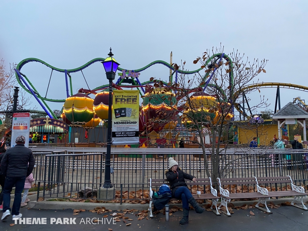 Big Easy Balloons at Six Flags Great America