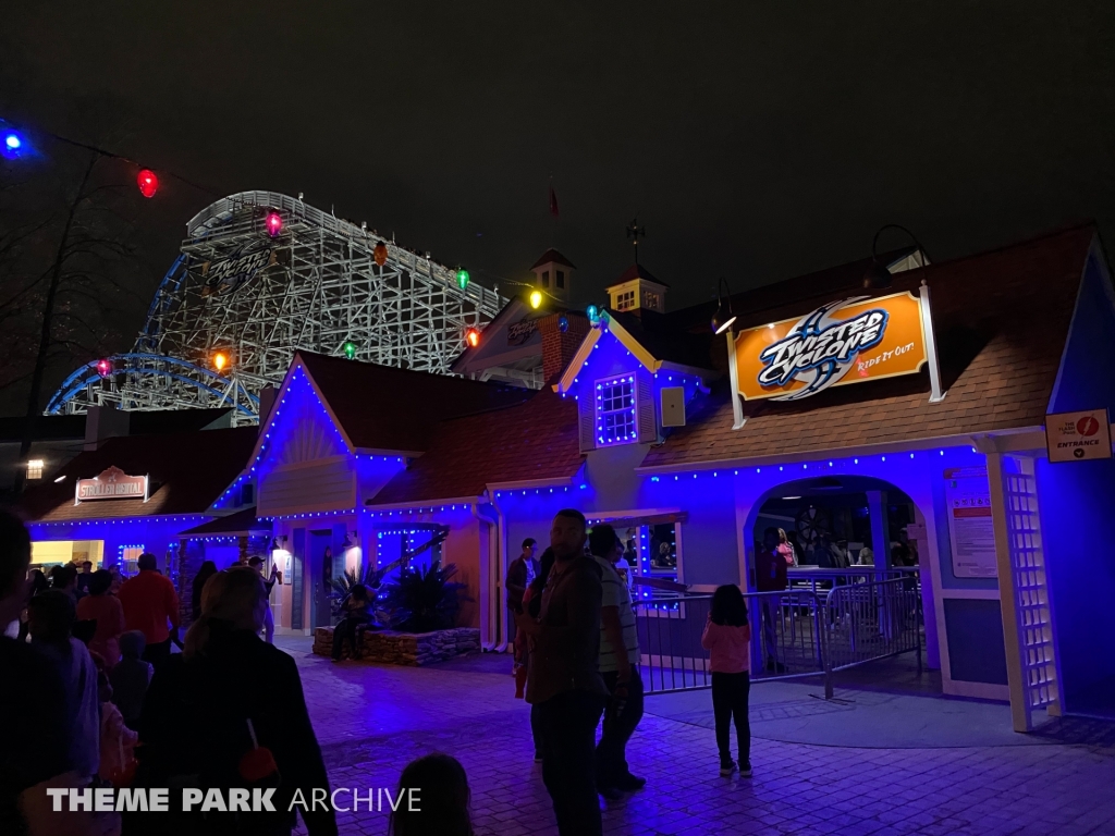 Twisted Cyclone at Six Flags Over Georgia