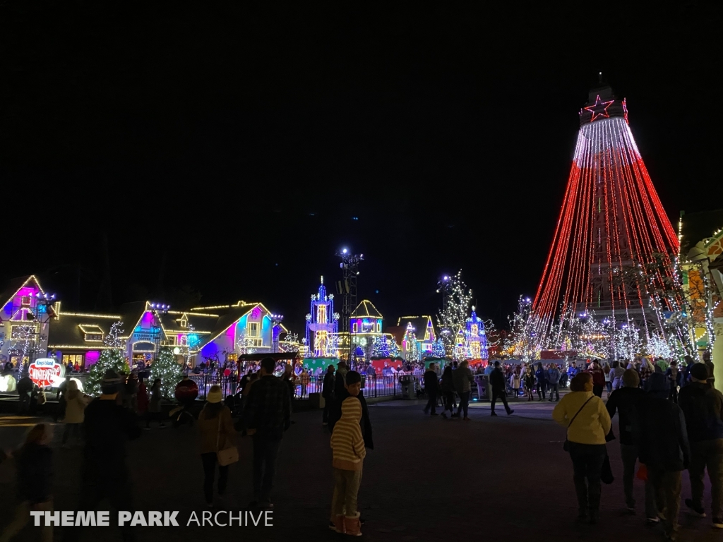 International Street at Kings Island