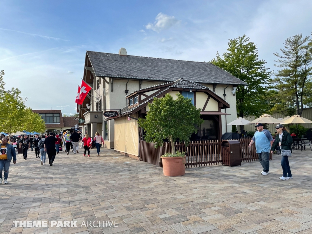 International Street at Kings Island