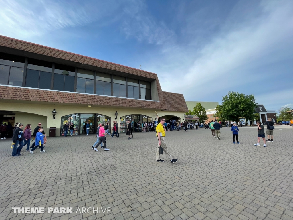 Entrance at Kings Island