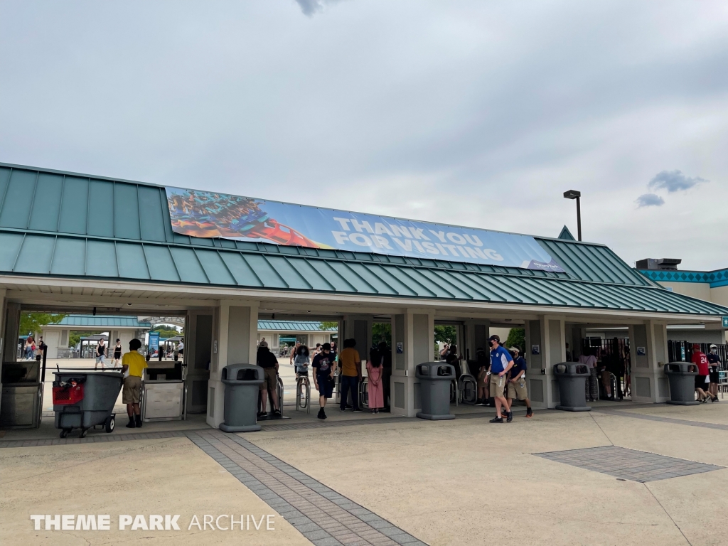 Entrance at Dorney Park