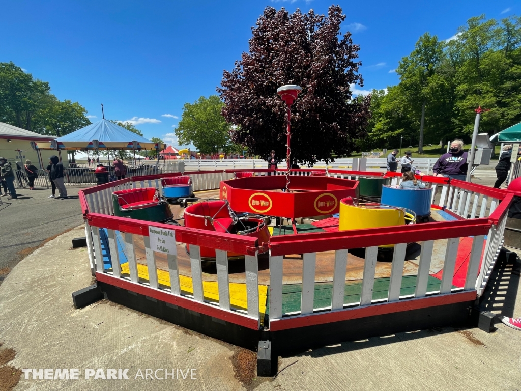 Tubs of Fun at Midway State Park