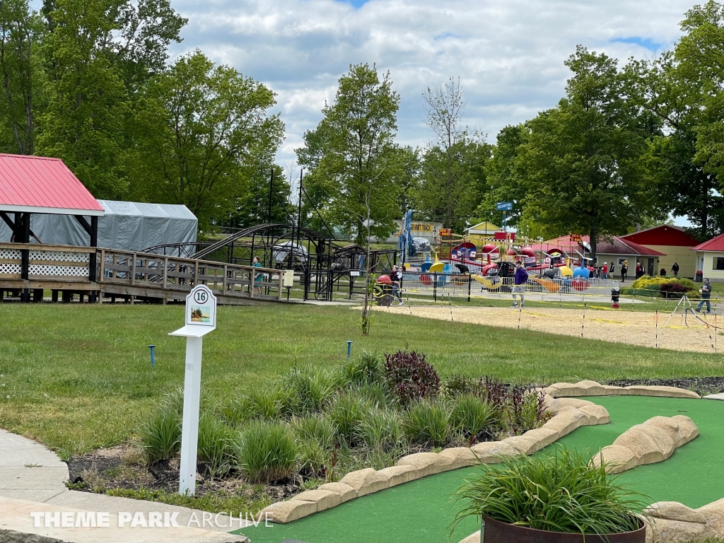 Mini Golf at Midway State Park