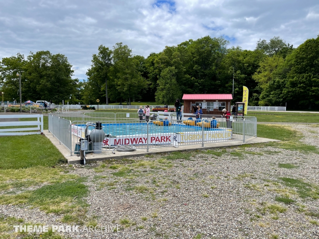 Tugboat Paddler at Midway State Park