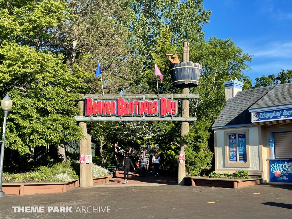 Beaver Brothers Bay at Six Flags Darien Lake