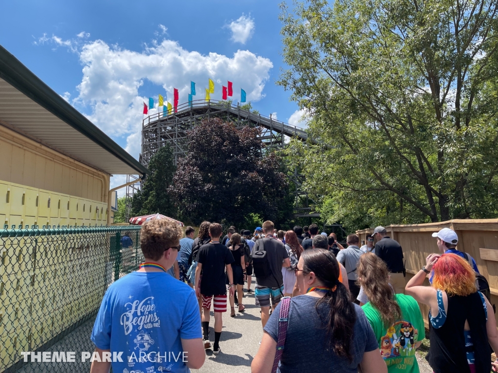 Raven at Holiday World