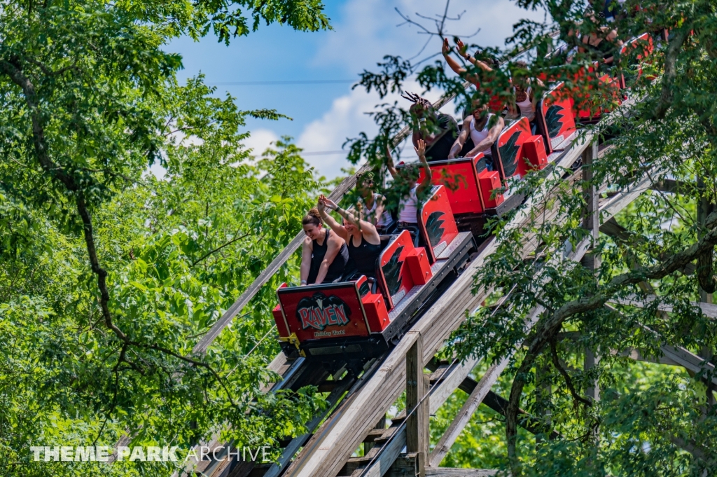 Raven at Holiday World