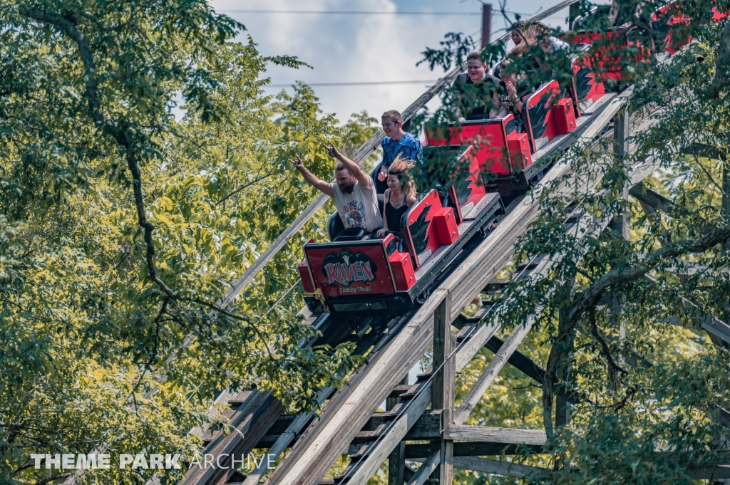 Raven at Holiday World