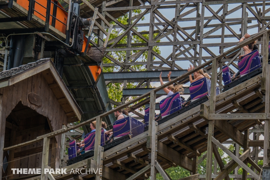 Legend at Holiday World