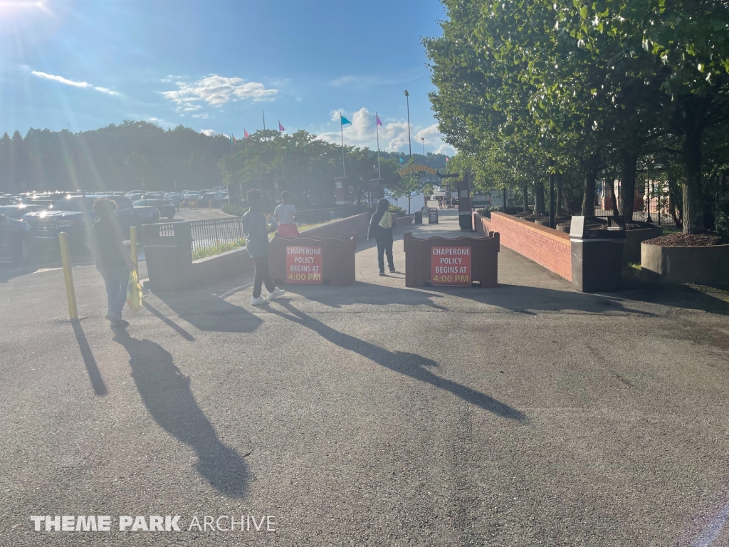 Entrance at Kennywood