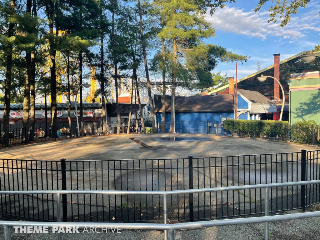 Paratrooper at Kennywood