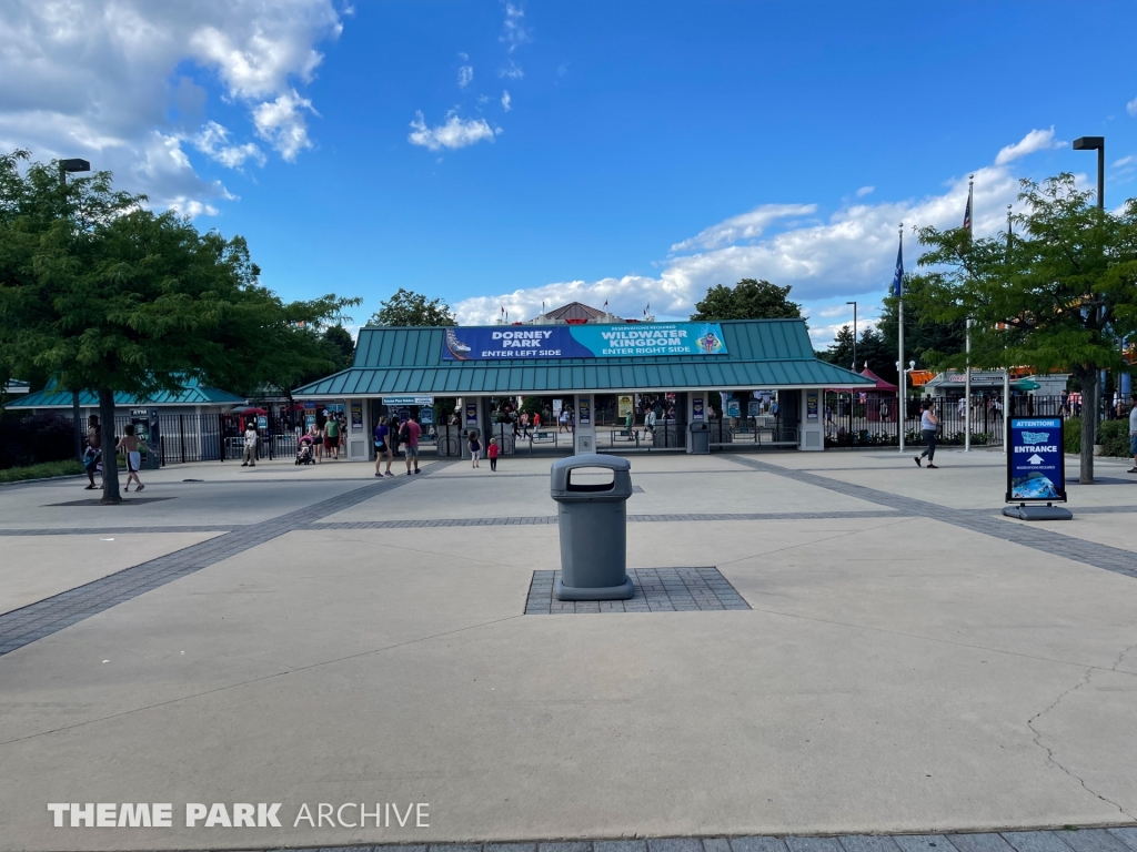 Entrance at Dorney Park